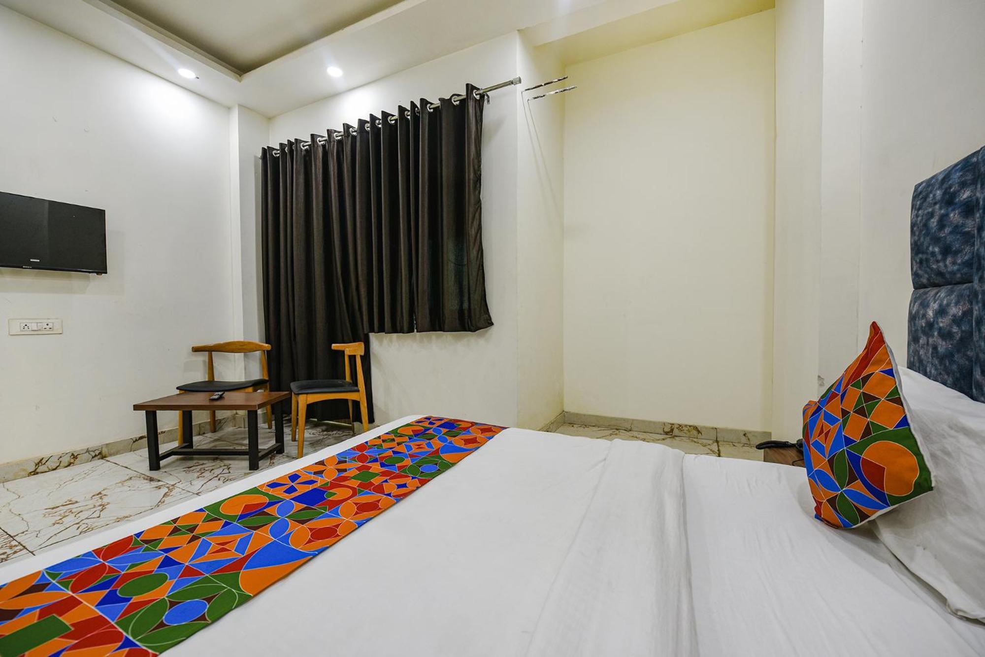 Fabexpress Divya Villa New Delhi Extérieur photo